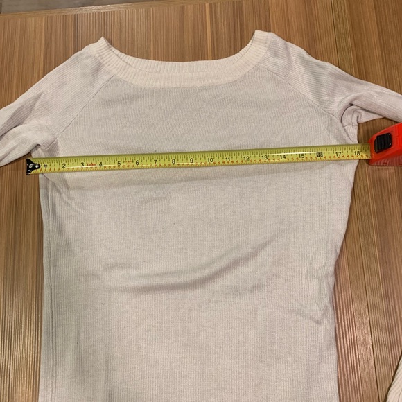 Lululemon chai time pull over reversible sweater cashlux Cashmere 6 EUC - Picture 7 of 10